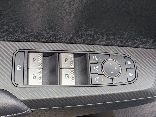 2026 Mitsubishi Outlander SE:MI30250