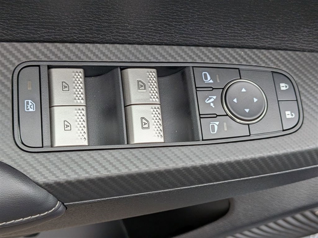 2026 Mitsubishi Outlander SE:MI30220