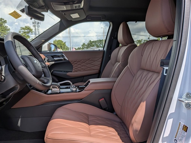 2025 Mitsubishi Outlander SEL:MM39510