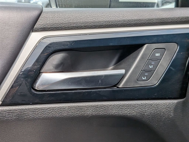 2022 Mitsubishi Outlander SEL Launch Edition:30253N