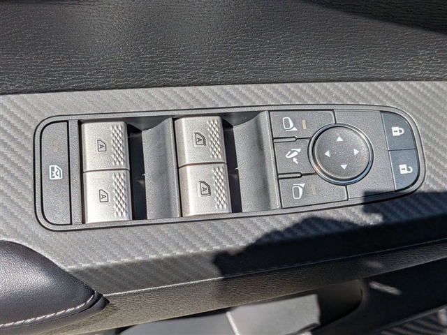2026 Mitsubishi Outlander SE:MI130320