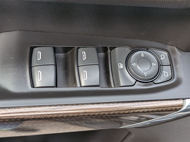 2020 Chevrolet Silverado 1500 LT Trail Boss:02070UU