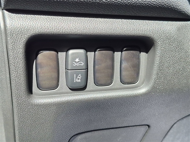 2027 Mitsubishi Outlander Sport S:MI230550