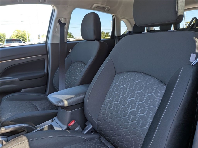 2025 Mitsubishi Outlander Sport ES:MM339800