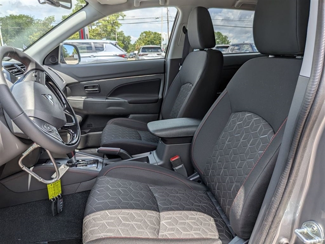 2025 Mitsubishi Outlander Sport LE:MM339540