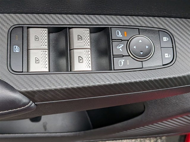2024 Mitsubishi Outlander SE:30283N