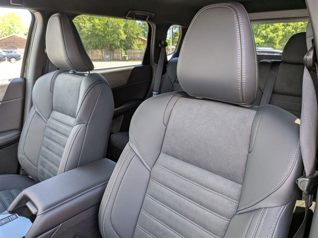 2026 Mitsubishi Outlander SE:MI30420