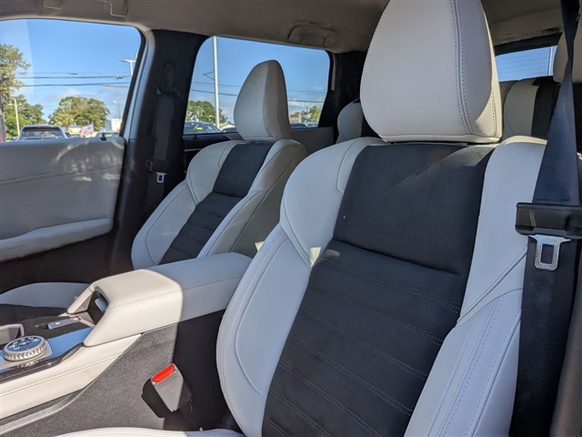 2025 Mitsubishi Outlander SE:MM139900