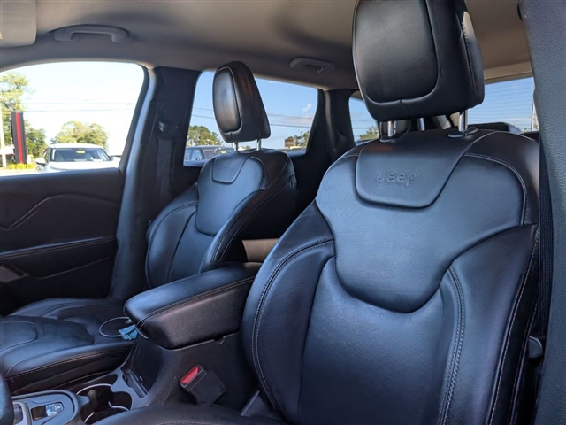 2017 Jeep Cherokee Limited:01780UU