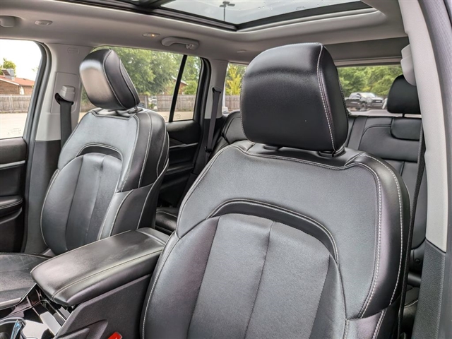 2022 Jeep Grand Cherokee Limited:02460UU