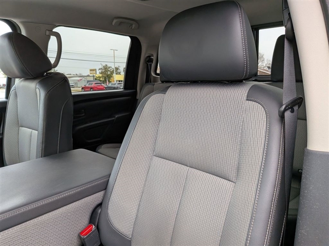 2019 Nissan Titan XD S:01880UU