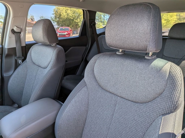 2020 Hyundai SANTA FE SE:39952N