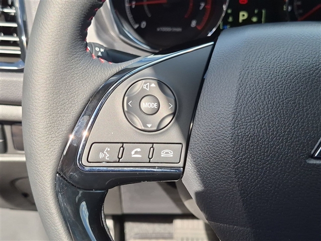 2027 Mitsubishi Outlander Sport LE:MI230580