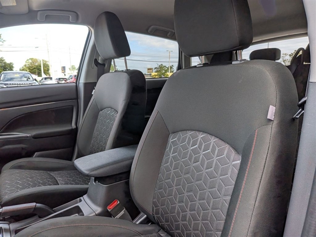 2023 Mitsubishi Outlander Sport LE:39792N