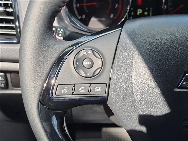 2027 Mitsubishi Outlander Sport LE:MI330610