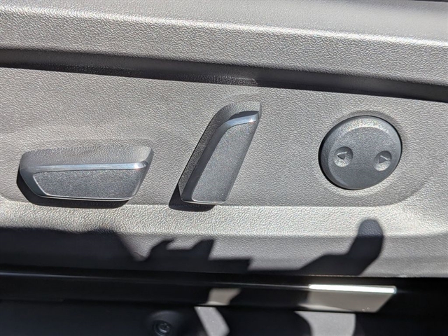 2025 Mitsubishi Outlander SE:MM39870