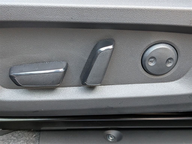 2026 Mitsubishi Outlander SE:MI30090