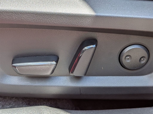 2026 Mitsubishi Outlander SE:MI30450