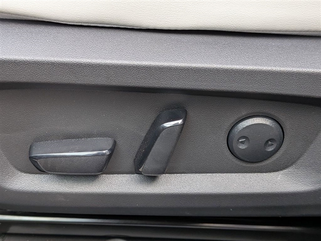 2026 Mitsubishi Outlander SE:MI30170