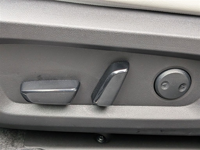 2026 Mitsubishi Outlander SE:MI30130