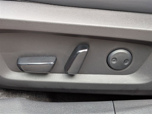 2026 Mitsubishi Outlander SE:MI30230