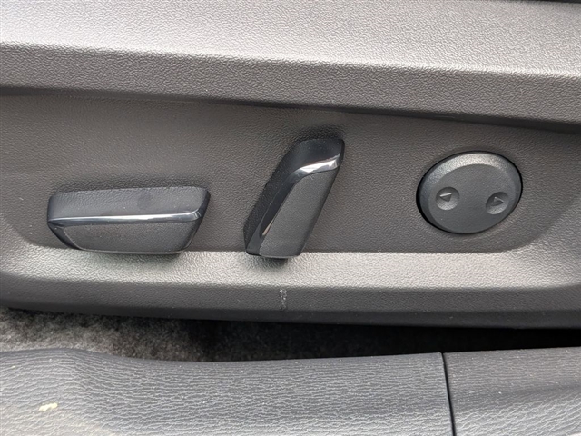 2026 Mitsubishi Outlander SE:MI30260