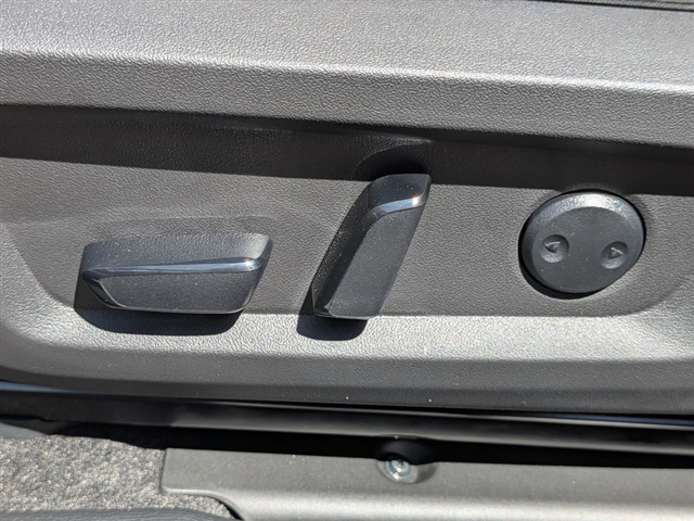 2026 Mitsubishi Outlander SE:MI30290