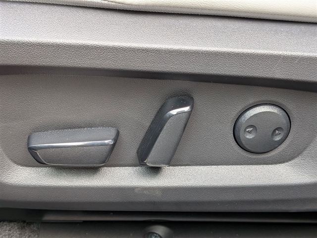 2026 Mitsubishi Outlander SE:MI30150