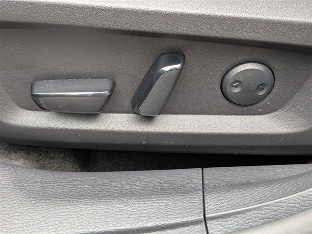 2026 Mitsubishi Outlander SE:MI30250