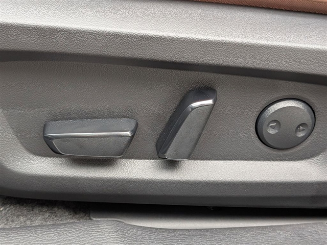 2025 Mitsubishi Outlander SEL:MM39950