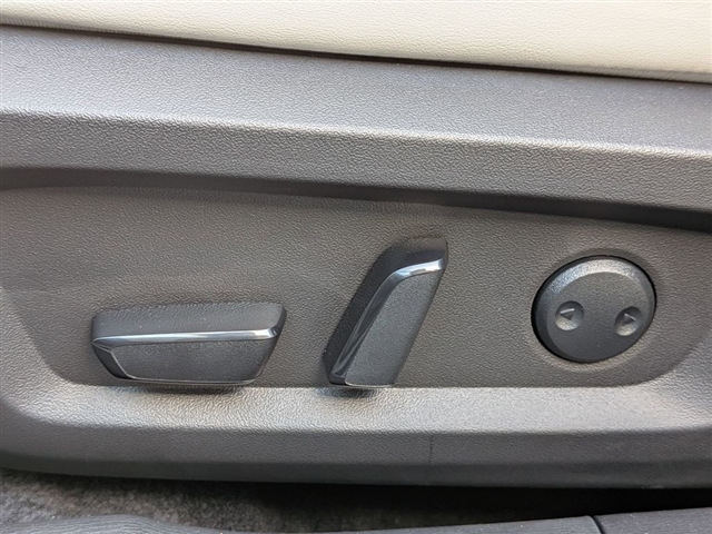 2025 Mitsubishi Outlander SE:MM139900