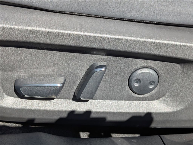 2025 Mitsubishi Outlander SE:MM139910