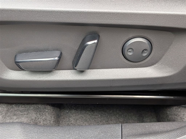 2026 Mitsubishi Outlander SE:MI130200