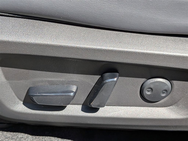 2026 Mitsubishi Outlander SE:MI130320