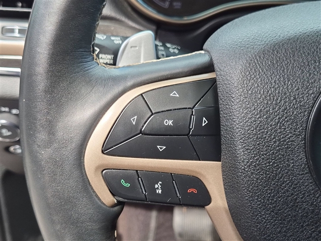 2017 Jeep Grand Cherokee Limited:02620UU