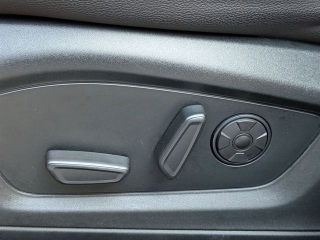 2022 Ford Explorer ST:02050UU