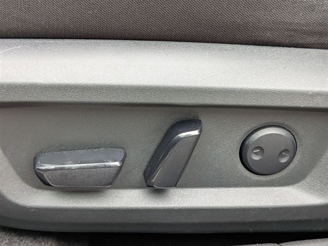 2021 Nissan Rogue SV:39502N