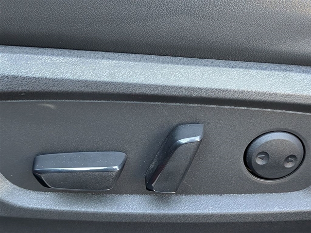 2022 Nissan Pathfinder SL:01971U