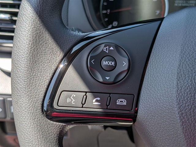 2025 Mitsubishi Eclipse Cross LE:M241570