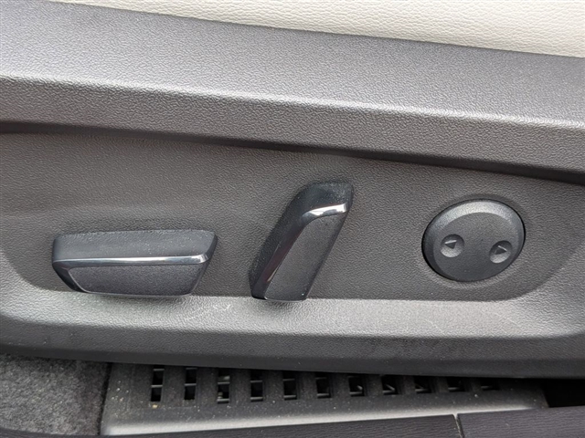 2023 Mitsubishi Outlander SE:39881N