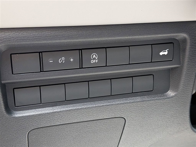 2026 Mitsubishi Outlander SE:MI30170