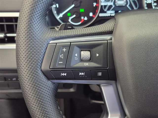 2026 Mitsubishi Outlander SE:MI30500