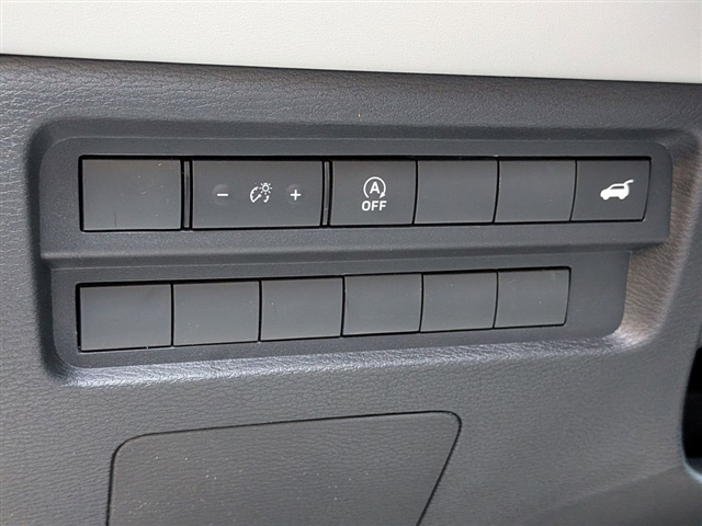 2026 Mitsubishi Outlander SE:MI30050