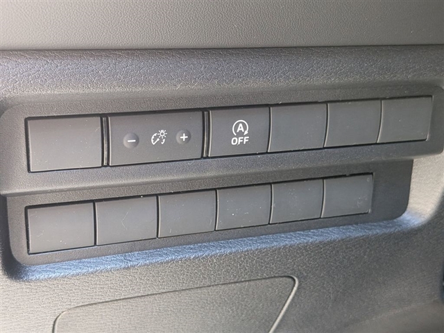 2026 Mitsubishi Outlander SE:MI30420