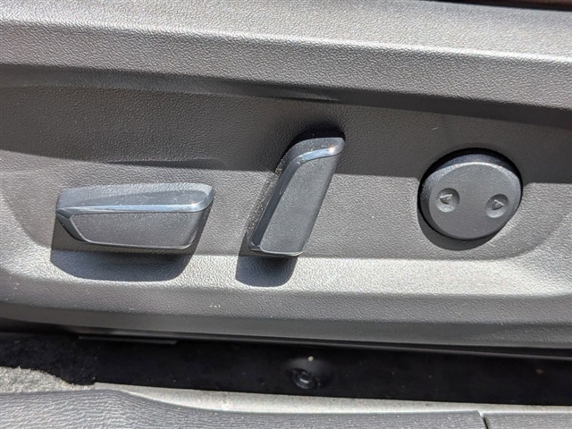 2025 Mitsubishi Outlander SEL:MU39520