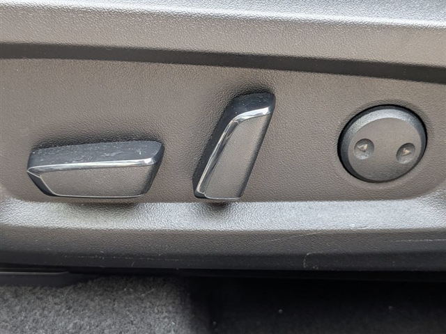 2022 Mitsubishi Outlander SEL Launch Edition:30253N