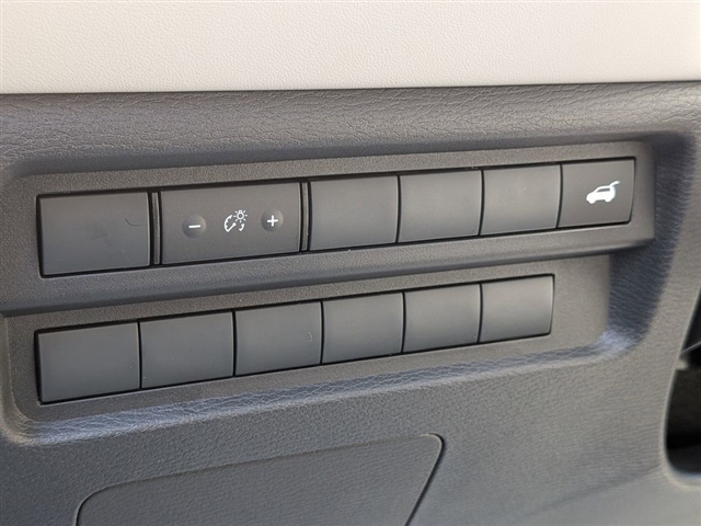 2025 Mitsubishi Outlander SE:MM139900