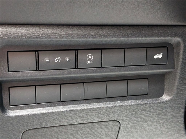 2026 Mitsubishi Outlander SE:MI130120