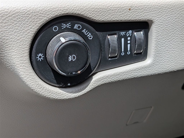 2022 Chrysler Pacifica Touring L:02150UU