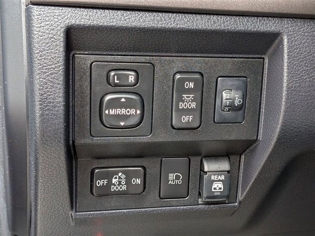 2020 Toyota Tundra SR5:01960UU